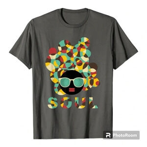 SOUL T-shirt, women’s size small in gray